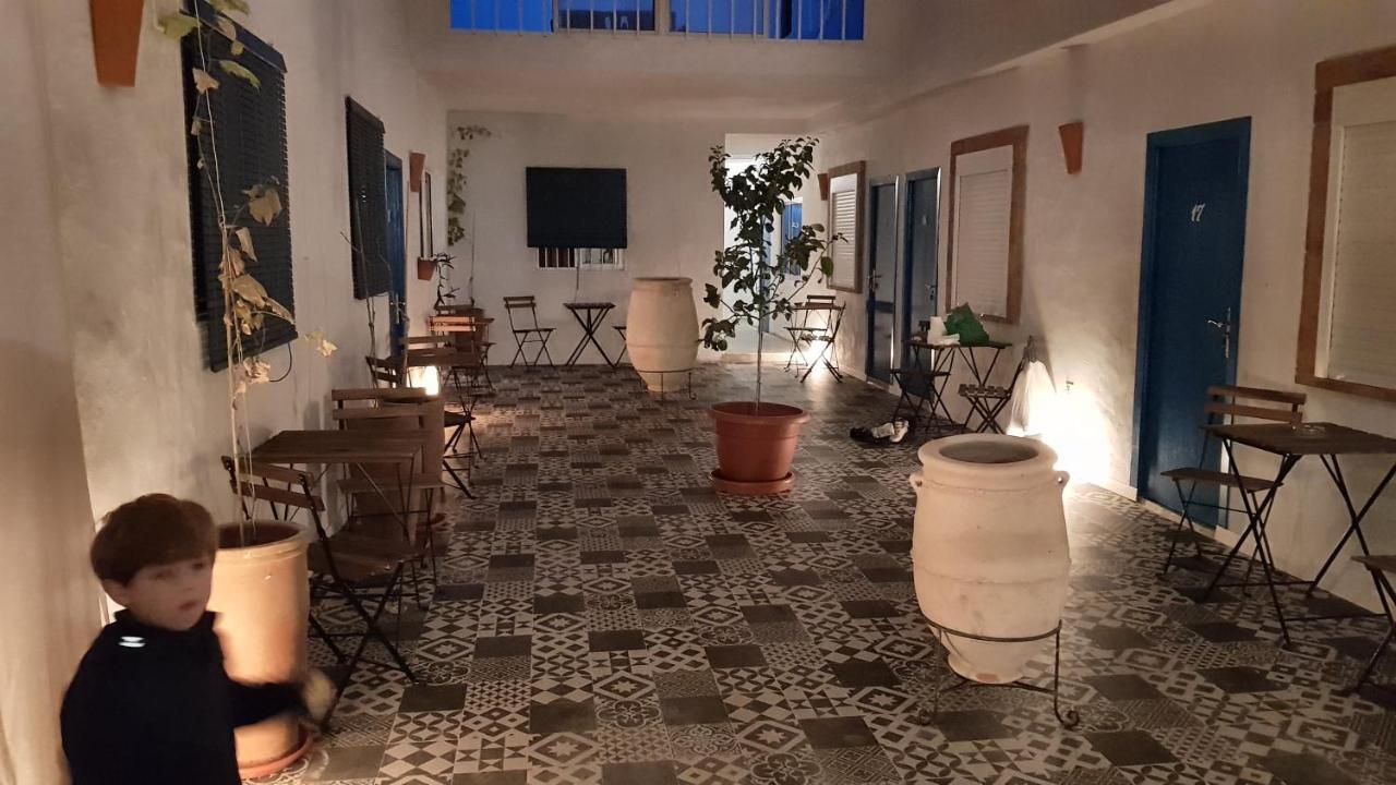 Pensión Riad Mediterraneo Barbate Exterior foto